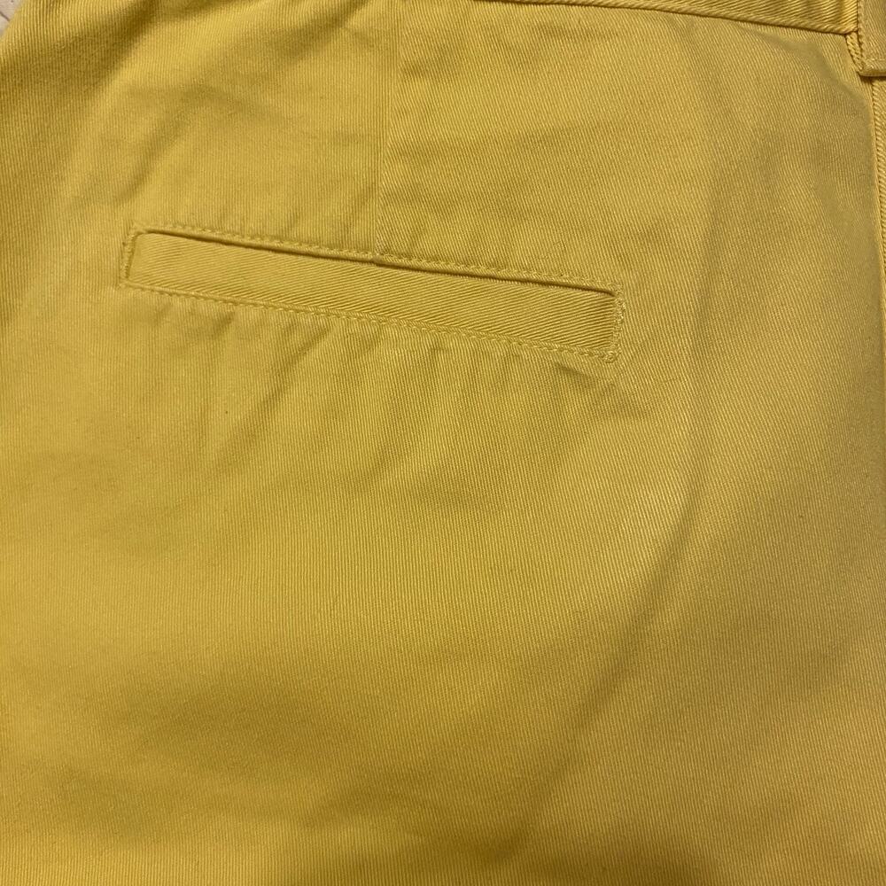 Lauren Ralph Lauren Chino Shorts Women’s Size 12 Yellow Denim 100% Cotton - Picture 15 of 16